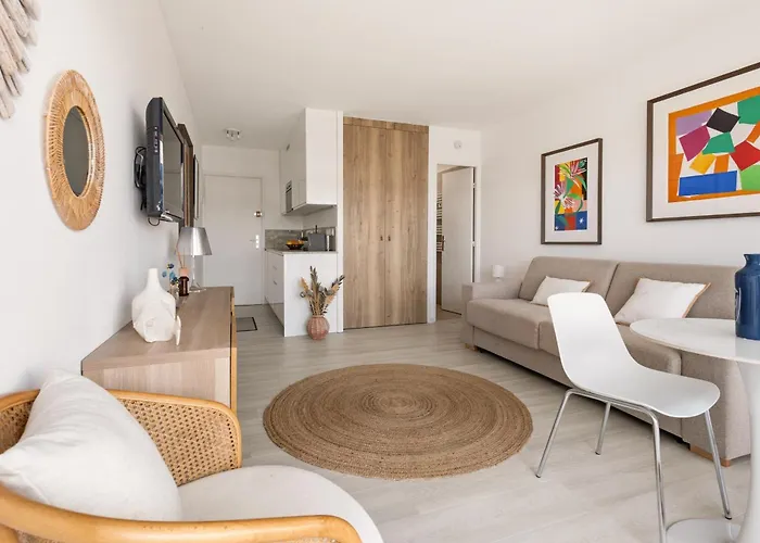 Plein Centre De Avec Parking Gratuit شقة *