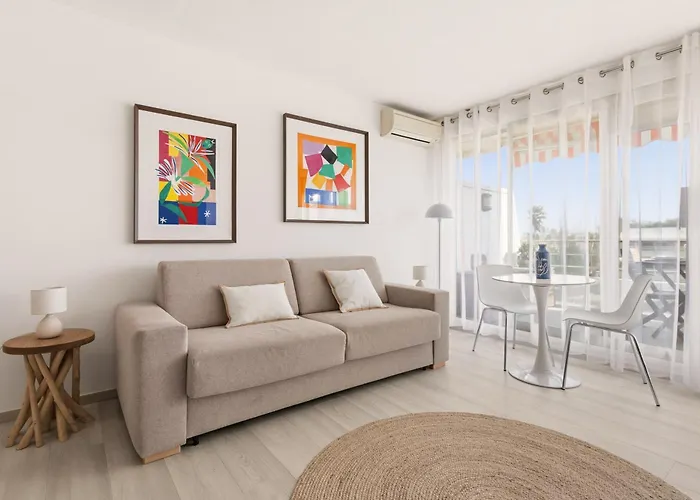 Plein Centre De Avec Parking Gratuit